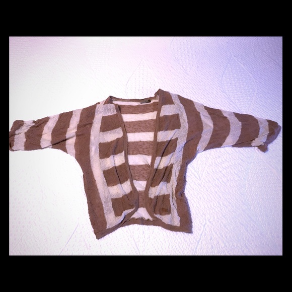 Wilfred Shrug with 3/4 sleeves - Picture 1 of 5